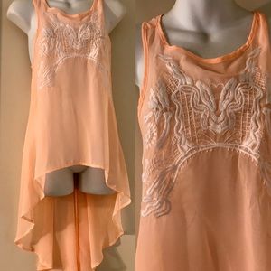 Gorgeous SHEER Peach EMBROIDERED HI-Low TOP S
